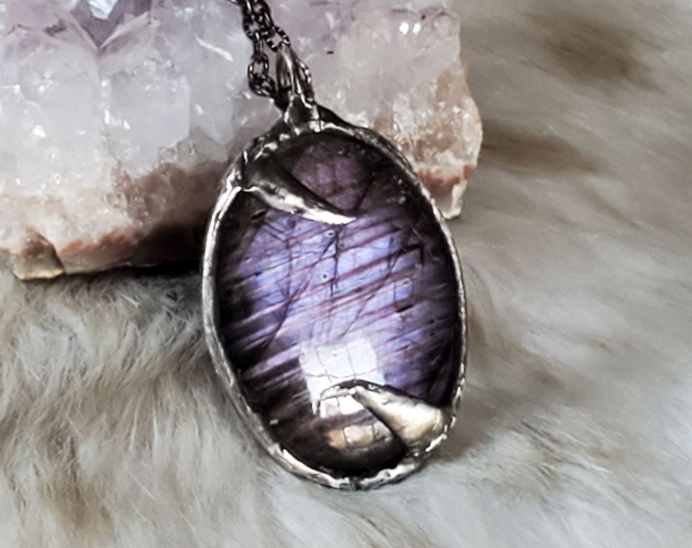 Violet Eclipse - Purple labradorite pendant necklace
