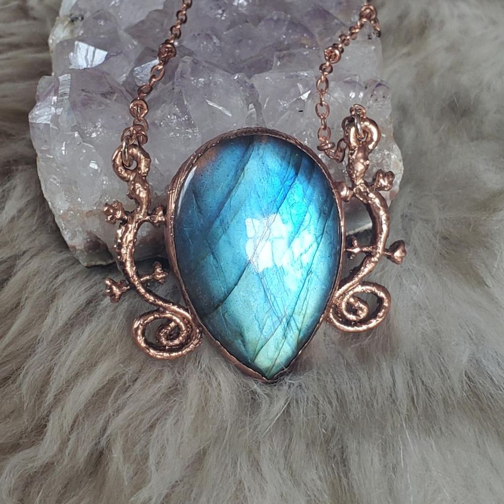 Newtling Blue Labradorite Copper Electroformed Necklace