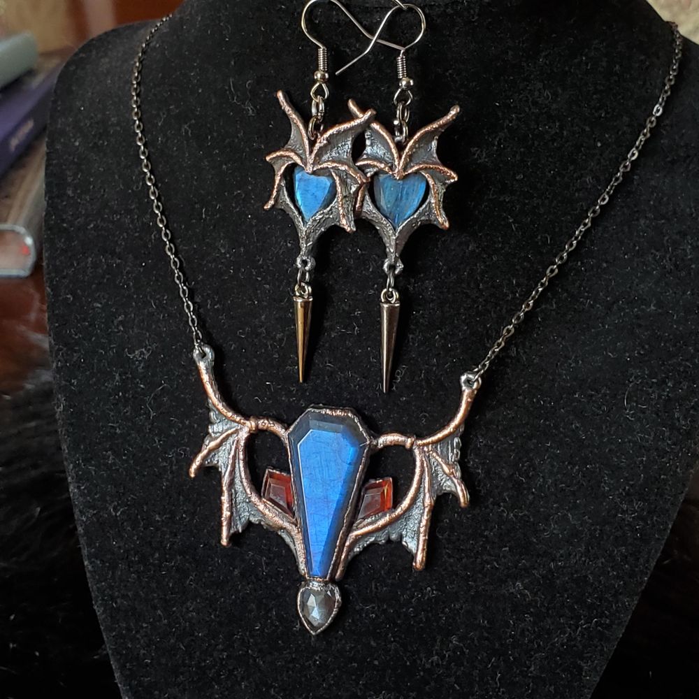 Vamp Queen - Blue Labradorite Copper Electroformed Necklace ...