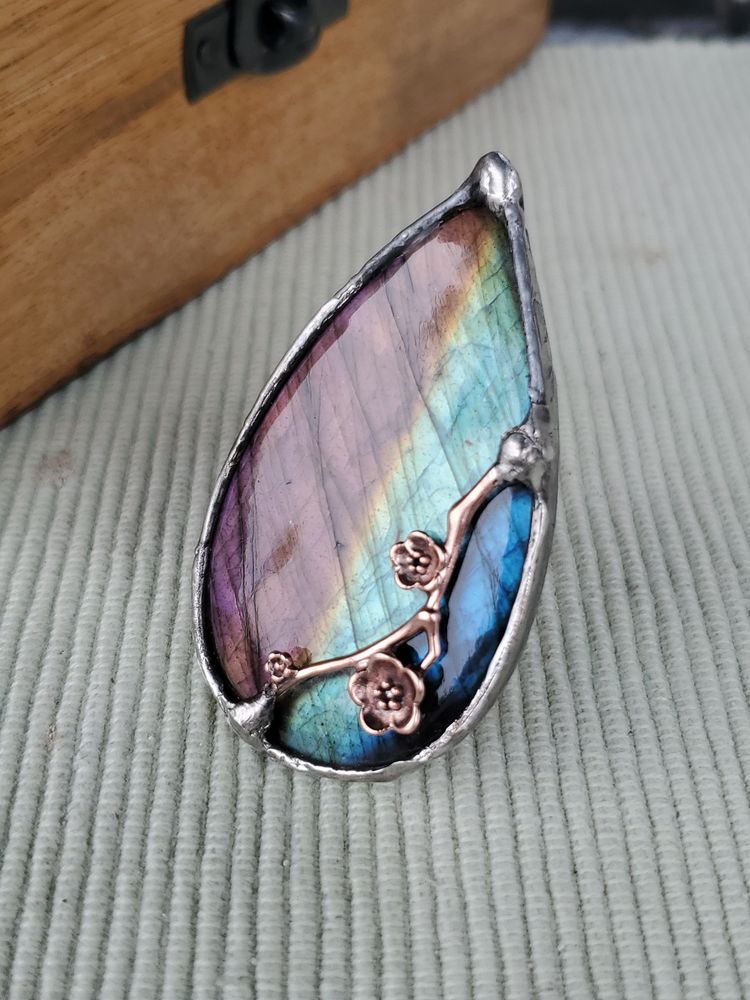 Moon Leaf - Labradorite ring in silver soft solder
