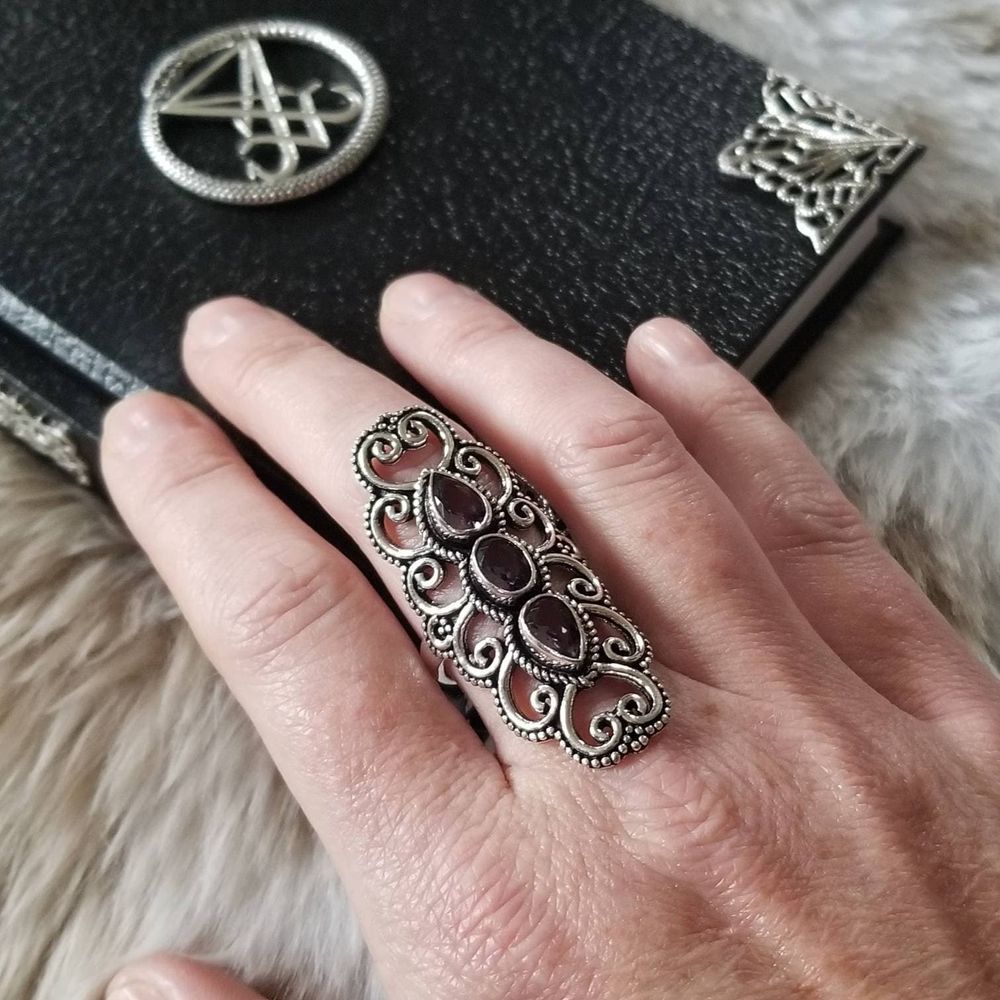 Ajna Goddess Ring - size 8