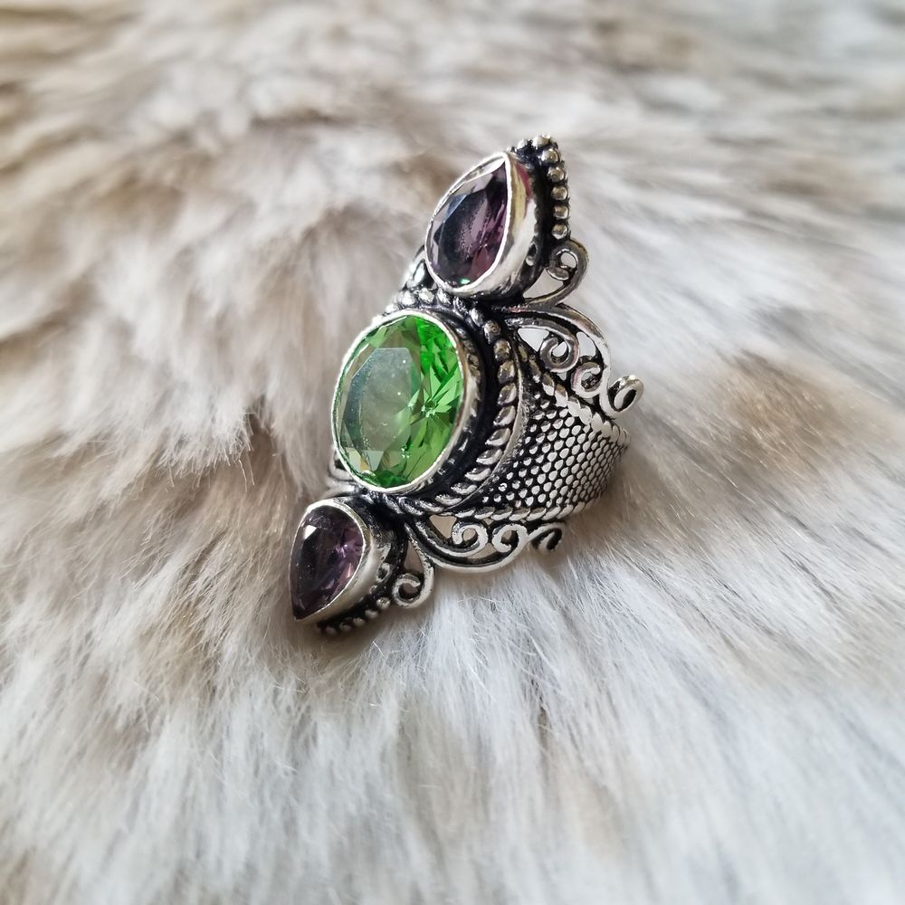 Goddess Ring - size 6